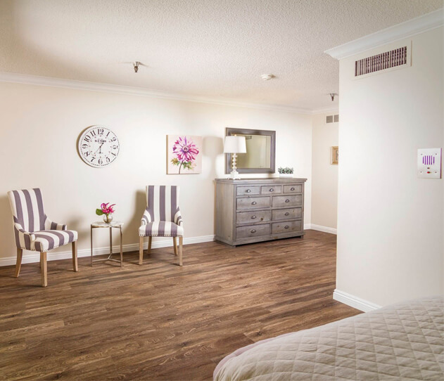 Assisted living community in Long Beach CA